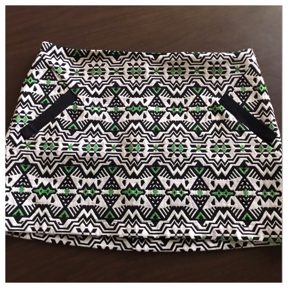 TOP Shop Aztec Print Skirt - Picture 3 of 8